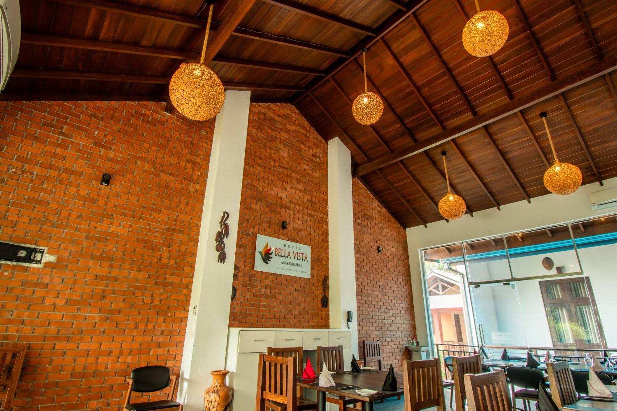 Hotel Bella Vista Anuradhapura Exterior photo