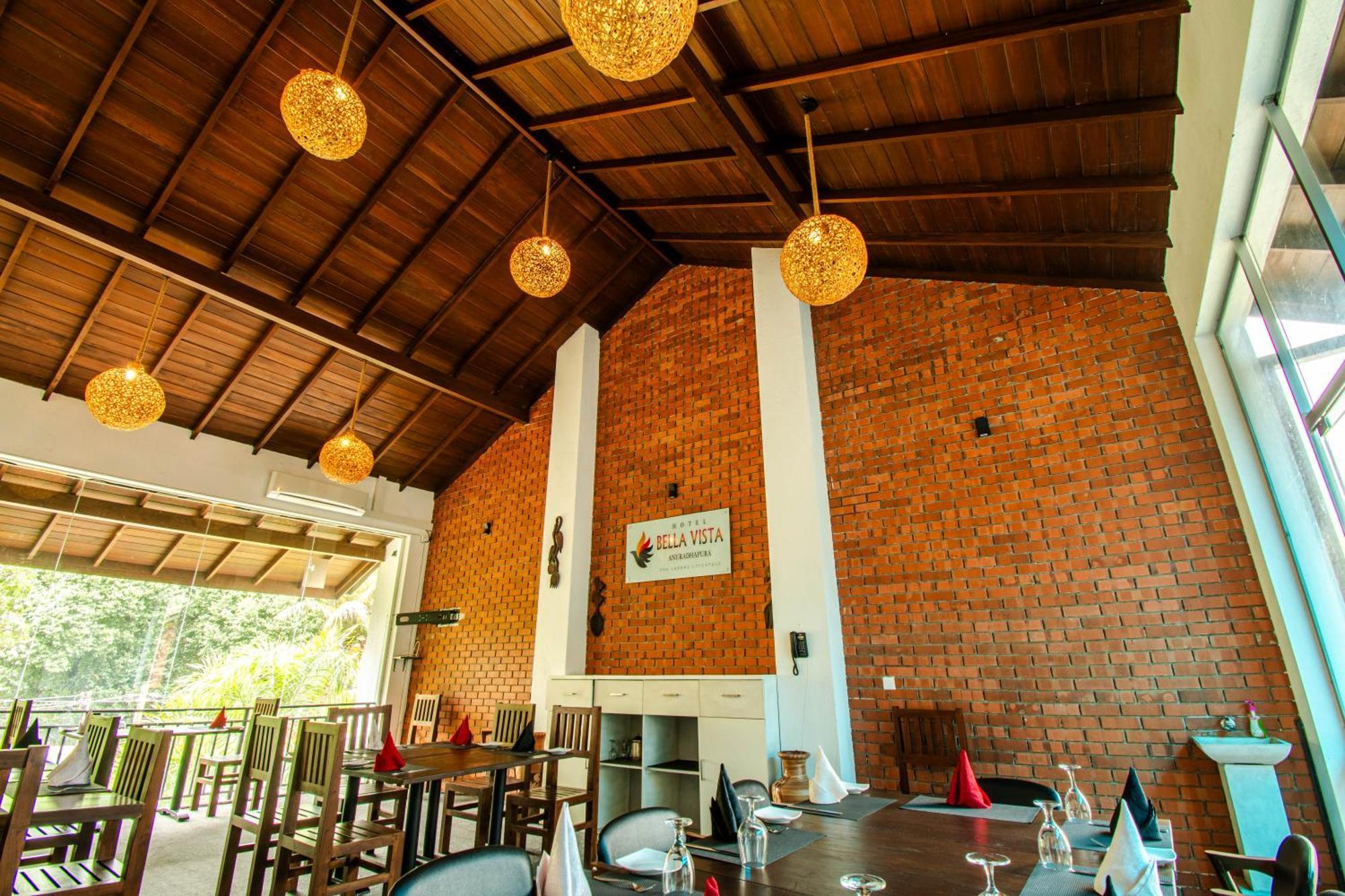 Hotel Bella Vista Anuradhapura Exterior photo