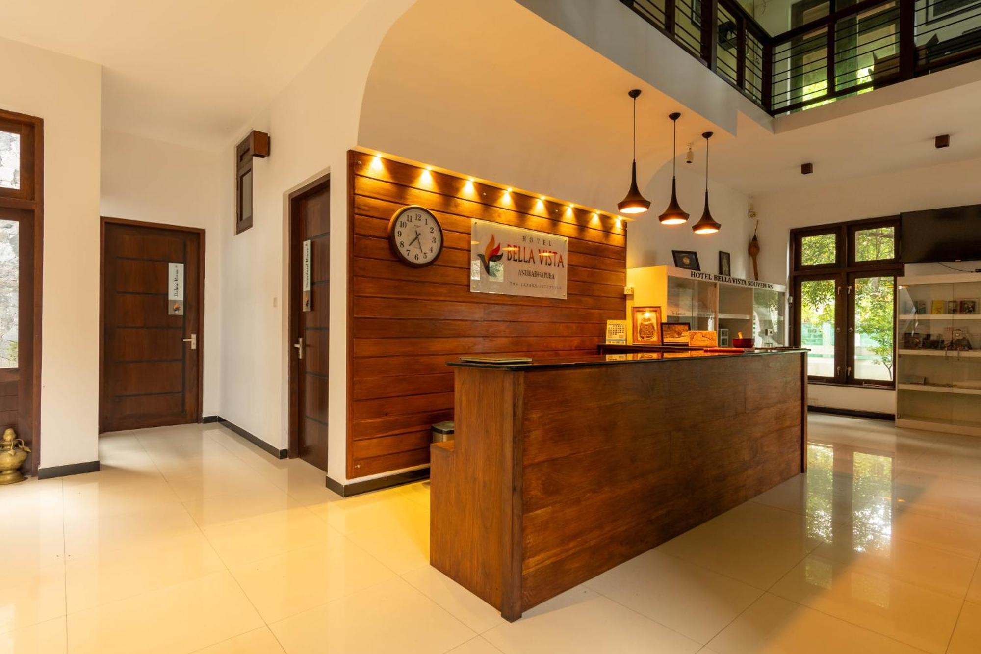 Hotel Bella Vista Anuradhapura Exterior photo