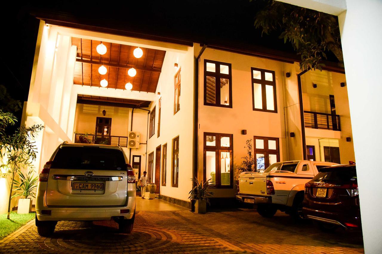 Hotel Bella Vista Anuradhapura Exterior photo